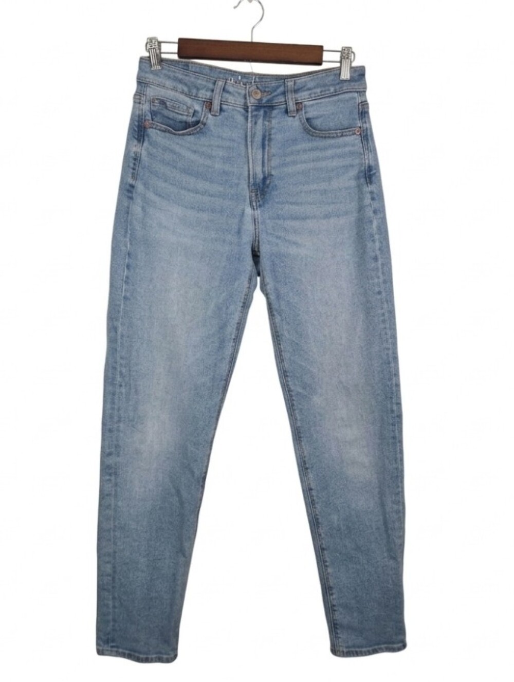 American Eagle Outfitters mom jeans